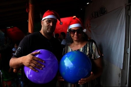 Aqui estamos com Luiz Henrique para celebrar com as crianças do Projeto Isac